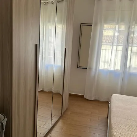 Apartment Sister House